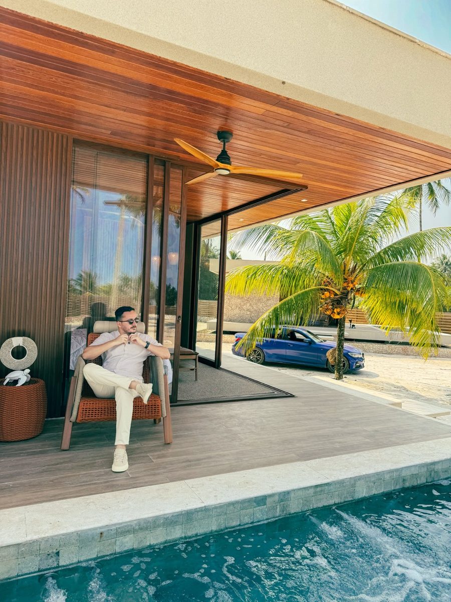 Completed luxury beach house with infinity pool in Bahia, Brazil – remote construction management by Thiago Bezerra Arquitetura